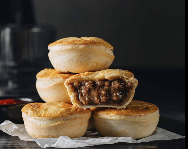 Beef party pie